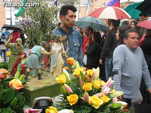 JUEVES SANTO - TRASLADO DE LOS TRONOS A LA PARROQUIA DE SANTIAGO - 402