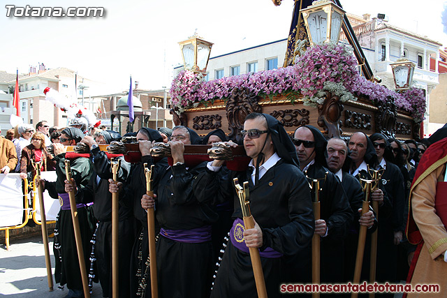 Procesin Viernes Santo maana 2010 - Reportaje II (Recogida) - 250