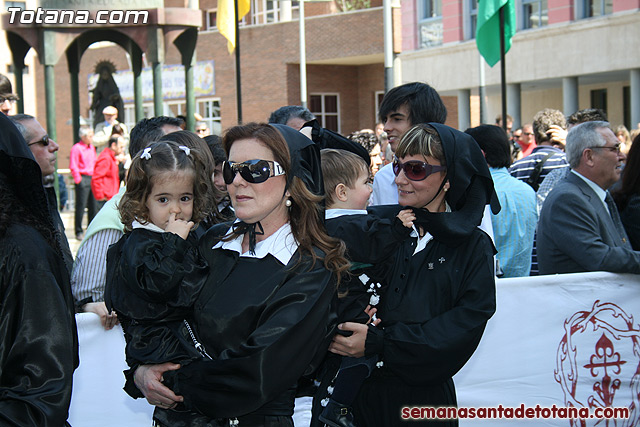 Procesin Viernes Santo maana 2010 - Reportaje II (Recogida) - 513