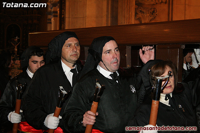 Procesin del Santo Entierro - Viernes Santo 2010 - Reportaje I (Salida y recogida 2)   - 171